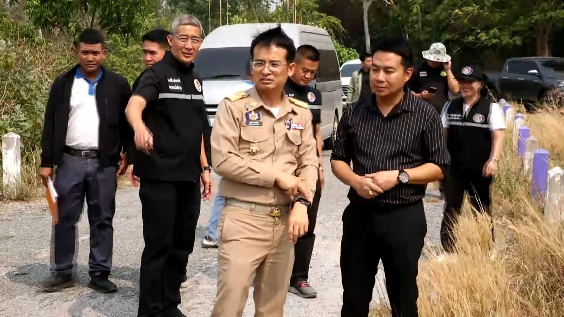 ผู้ว่าฯ ชัยนาท ลงพื้นที่ประชุมเตรียมความพร้อมรับสถานการณ์ และแนวทางแก้ปัญหาภัยแล้งในพื้นที่ตำบลไพรนกยูง อำเภอหันคา จังหวัดชัยนาท